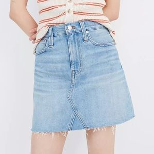Madewell Rigid Denim A-Line Mini Skirt in Lovell Wash